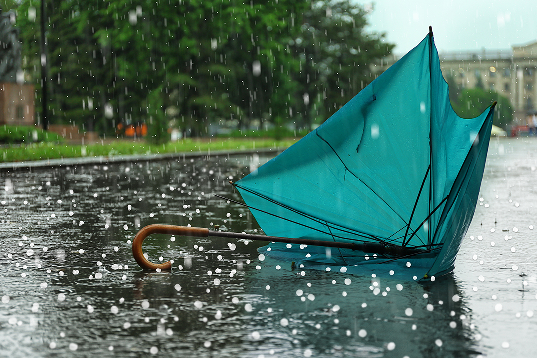 5 Ways to Mitigate Wind and Hail Damage Risks for Your Insureds