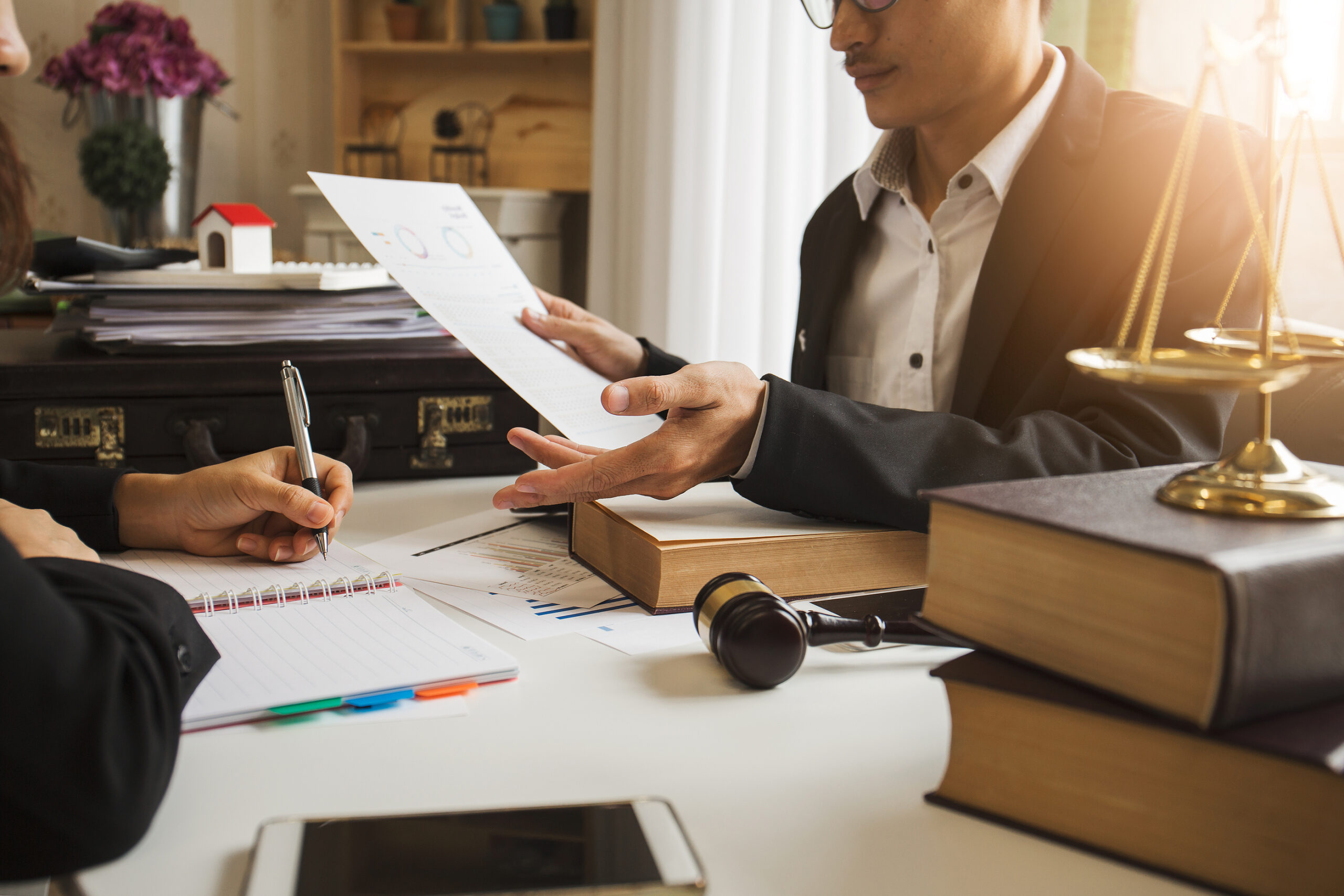 The Impact of Nuclear Verdicts on Small Legal Practices: A Guide for Insurance Agents